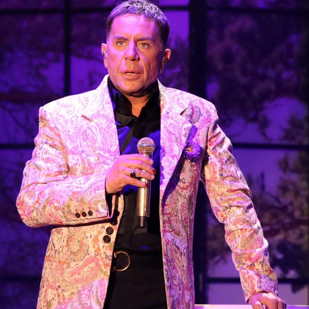 Γιώργος Μαζωνάκης-