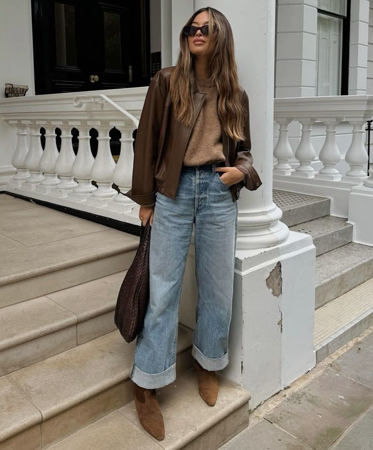 jean-παντελόνι-με-καφέ-μποτάκια-