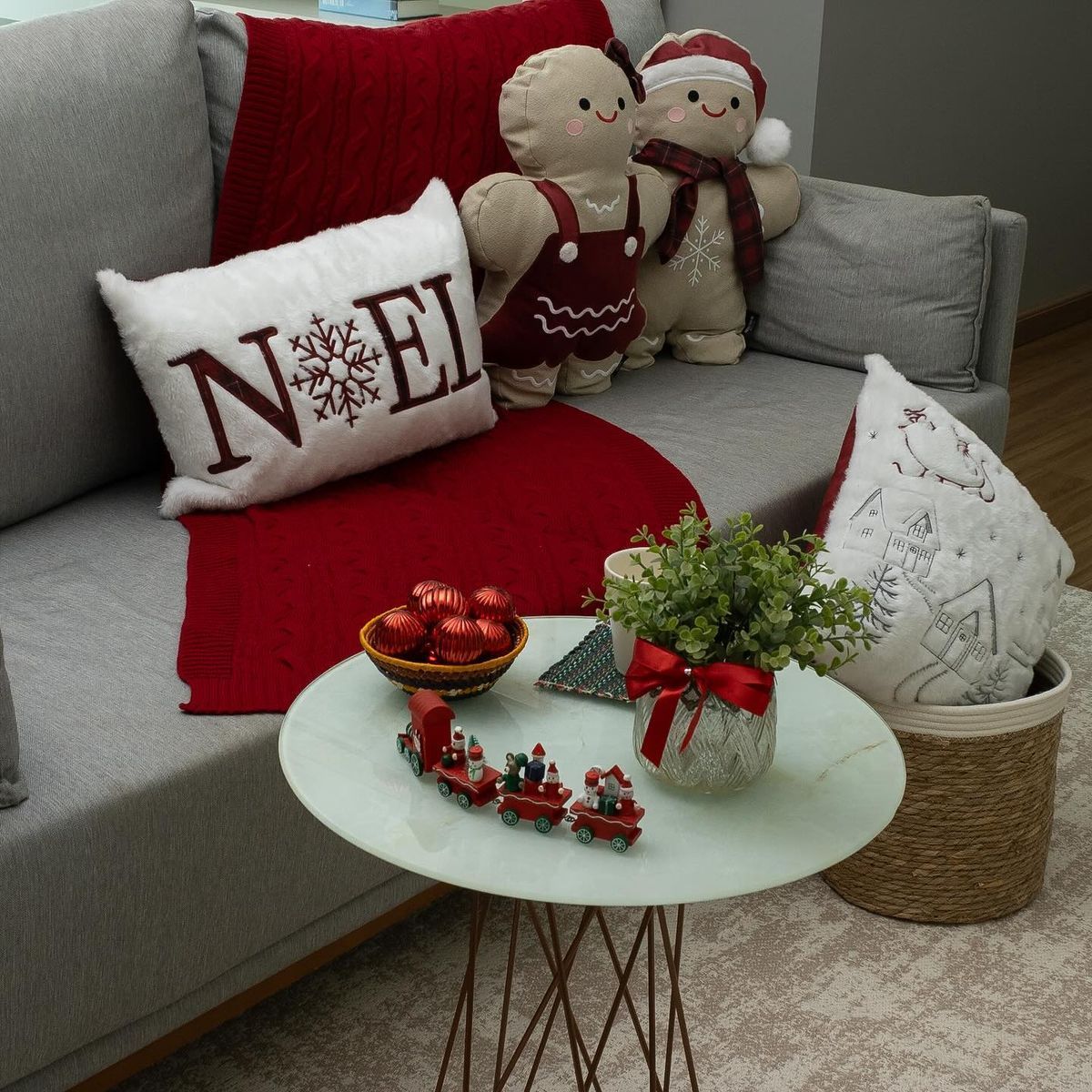 παιχνίδια-σαν-χριστουγεννιάτικα διακοσμητικά-