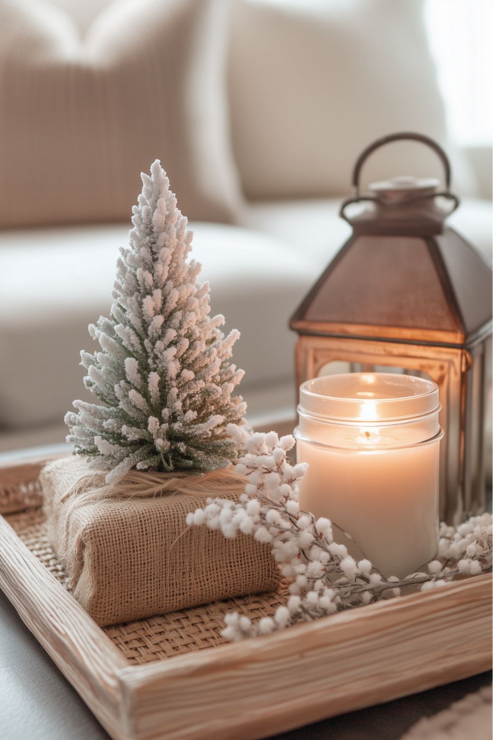 Οι ωραιότερες ιδέες Χριστουγεννιάτικης διακόσμησης για το τραπεζάκι του σαλονιού