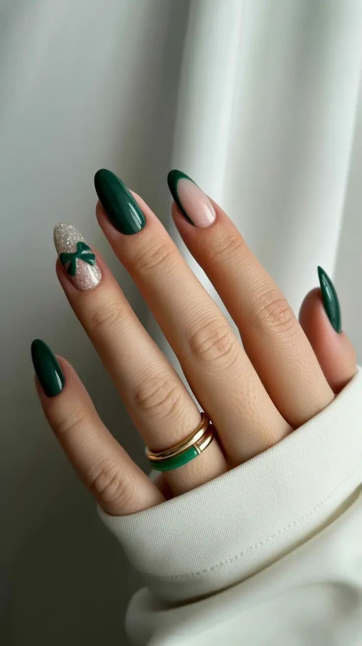 πράσινα-νύχια-με-φιογκάκια-