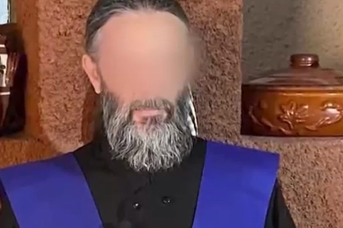 Ψευτοϊερέας-