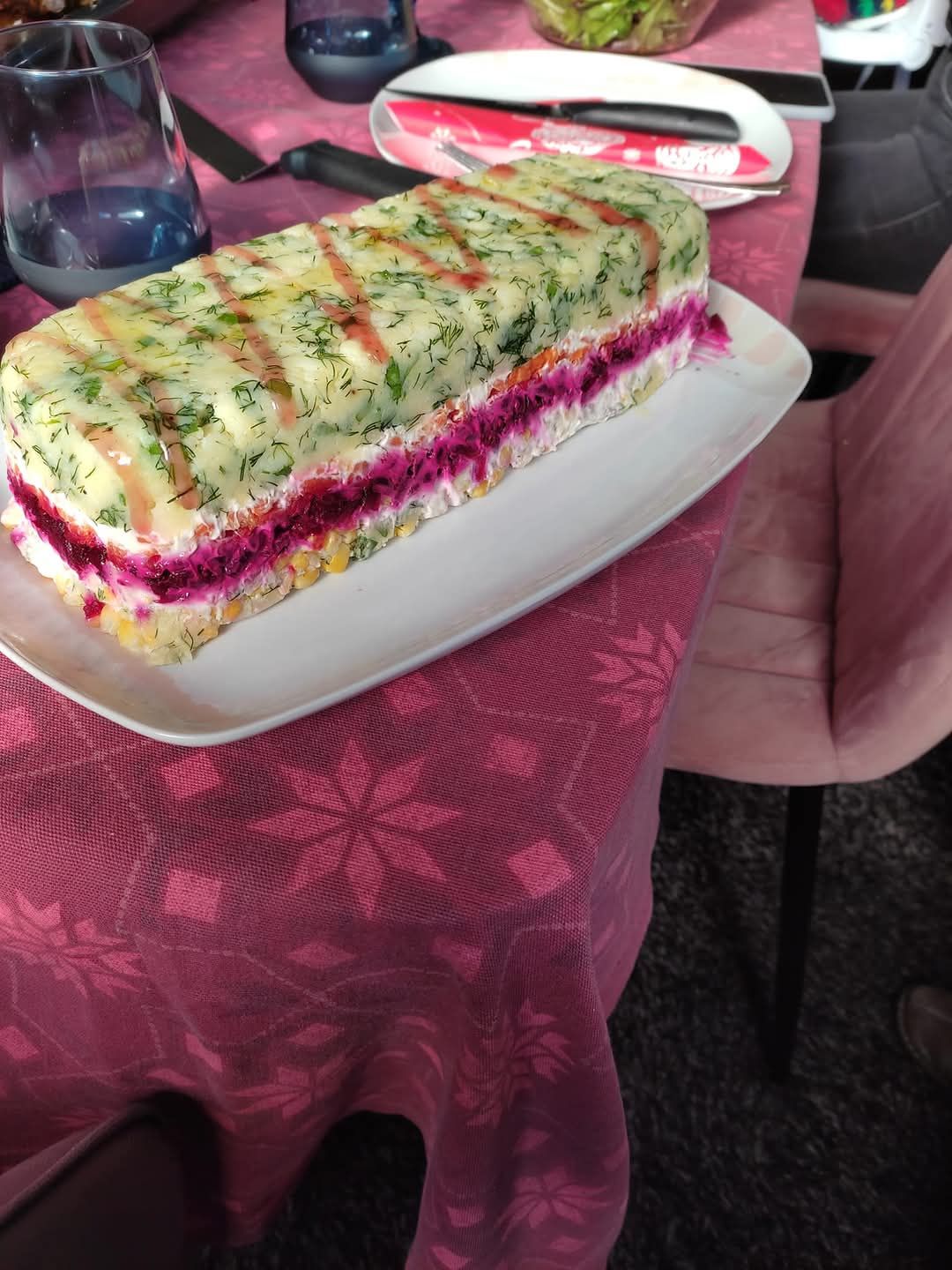 Σαλάτα τούρτα της Αργυρώς Μπαρμπαρίγου