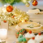 χριστουγεννιάτικο-τραπέζι-με-κρέμα-