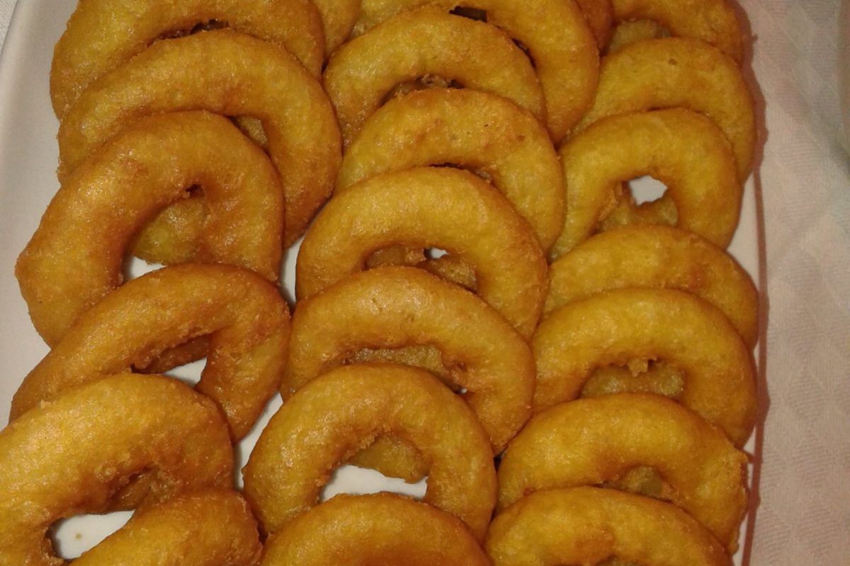 Η συνταγή της γιαγιάς για καλαμαράκια ροδέλες με κουρκούτι