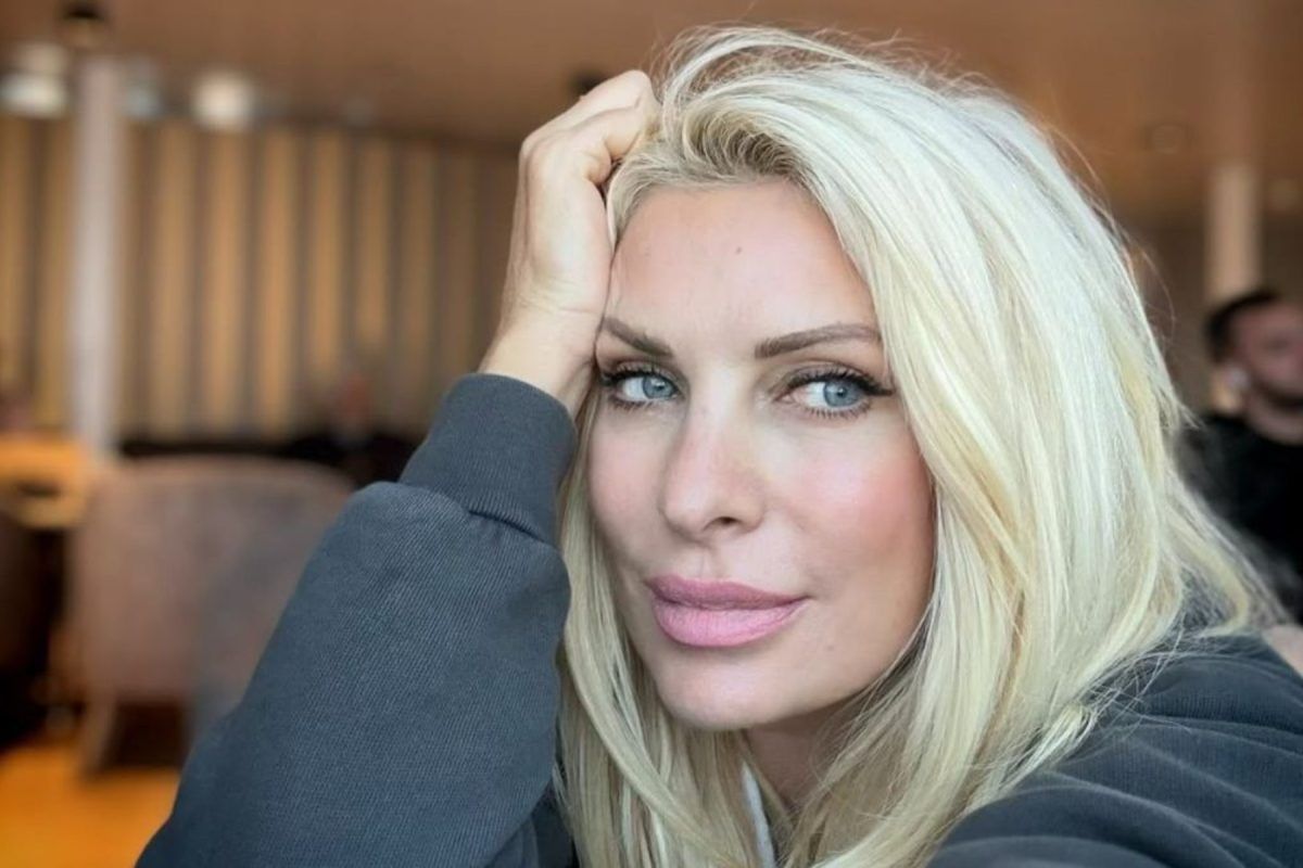 Το luxury Χριστουγεννιάτικο δέντρο της Ελένης Μενεγάκη που έκλεψε τις εντυπώσεις