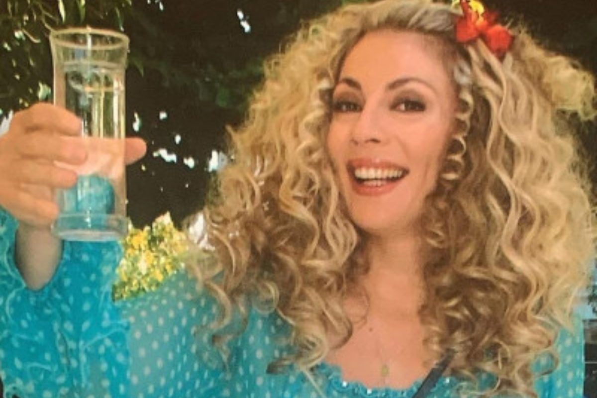 Ντάλια Χατζηαλεξάνδρου-Στο Παρά Πέντε-