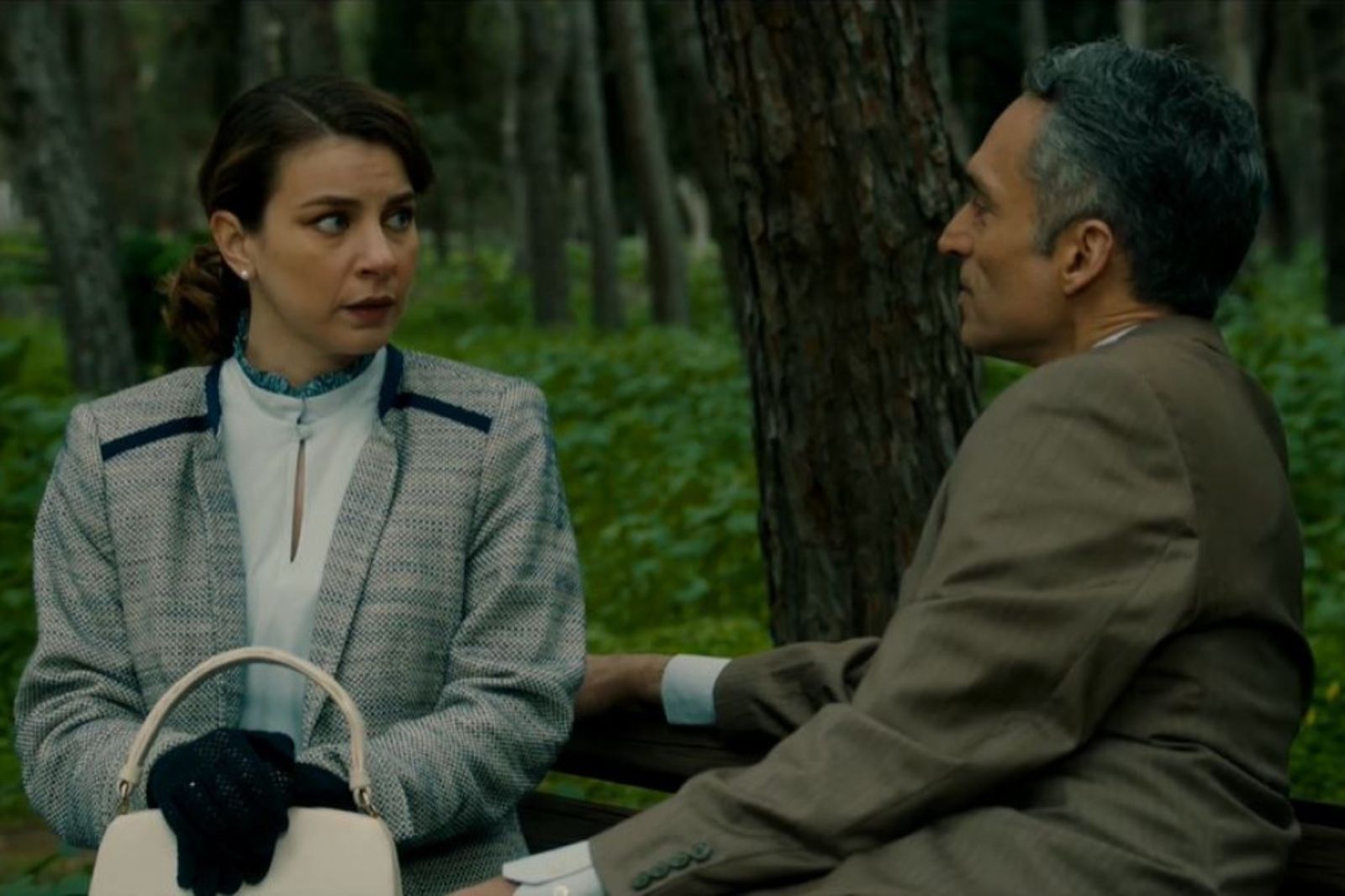 Το Σπίτι δίπλα στο ποτάμι-Ιουλία-Κίμωνας Το Σπίτι δίπλα στο ποτάμι-Ιουλία-Κίμωνας