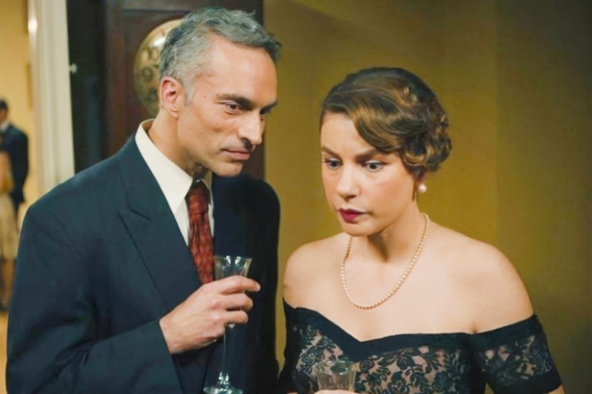 Το σπίτι δίπλα στο ποτάμι: Ο Κίμωνας κάνει πρόταση γάμου στην Ιουλία κι εκείνη καταρρέει