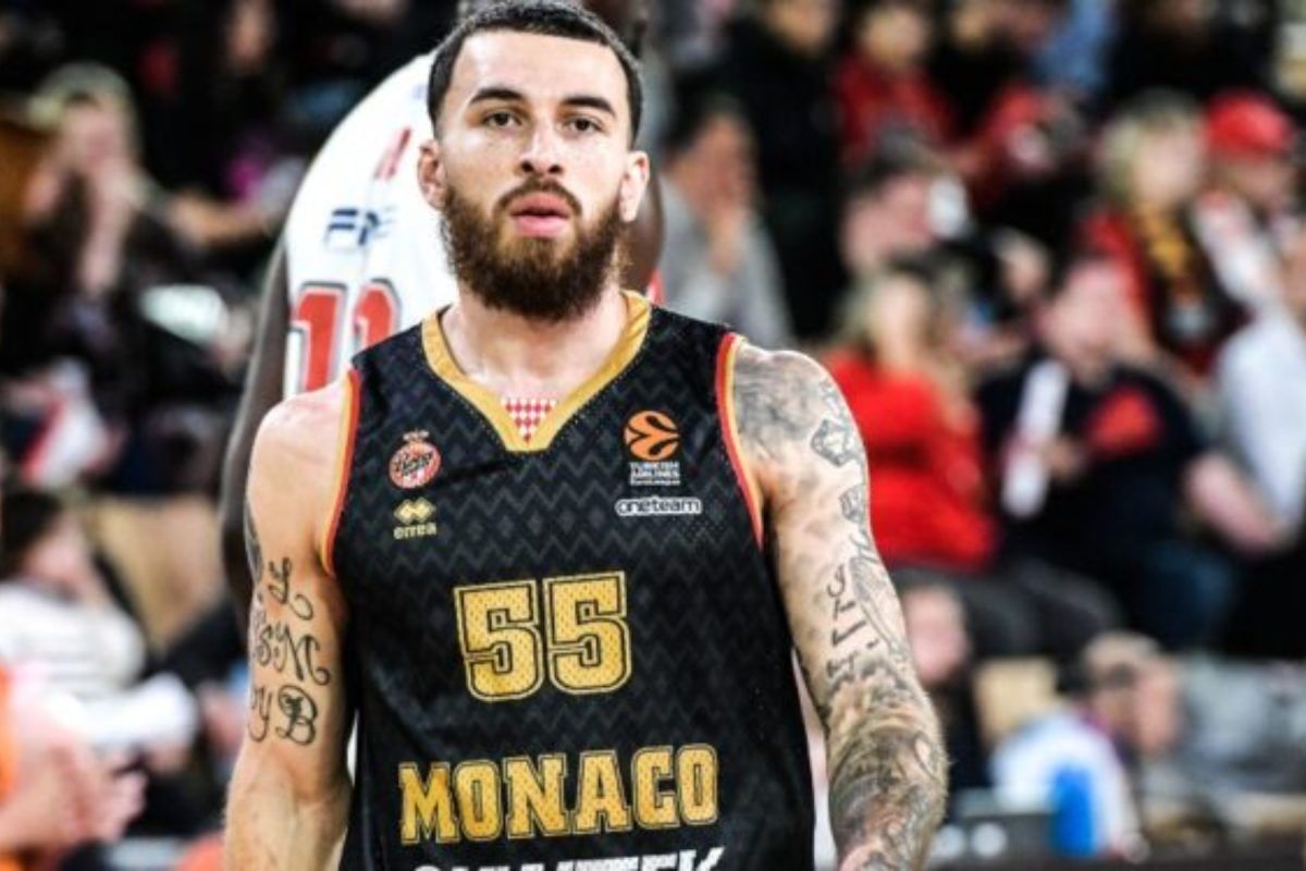 Το βίντεο με το ξέσπασμα του Μάικ Τζέιμς που έγινε viral