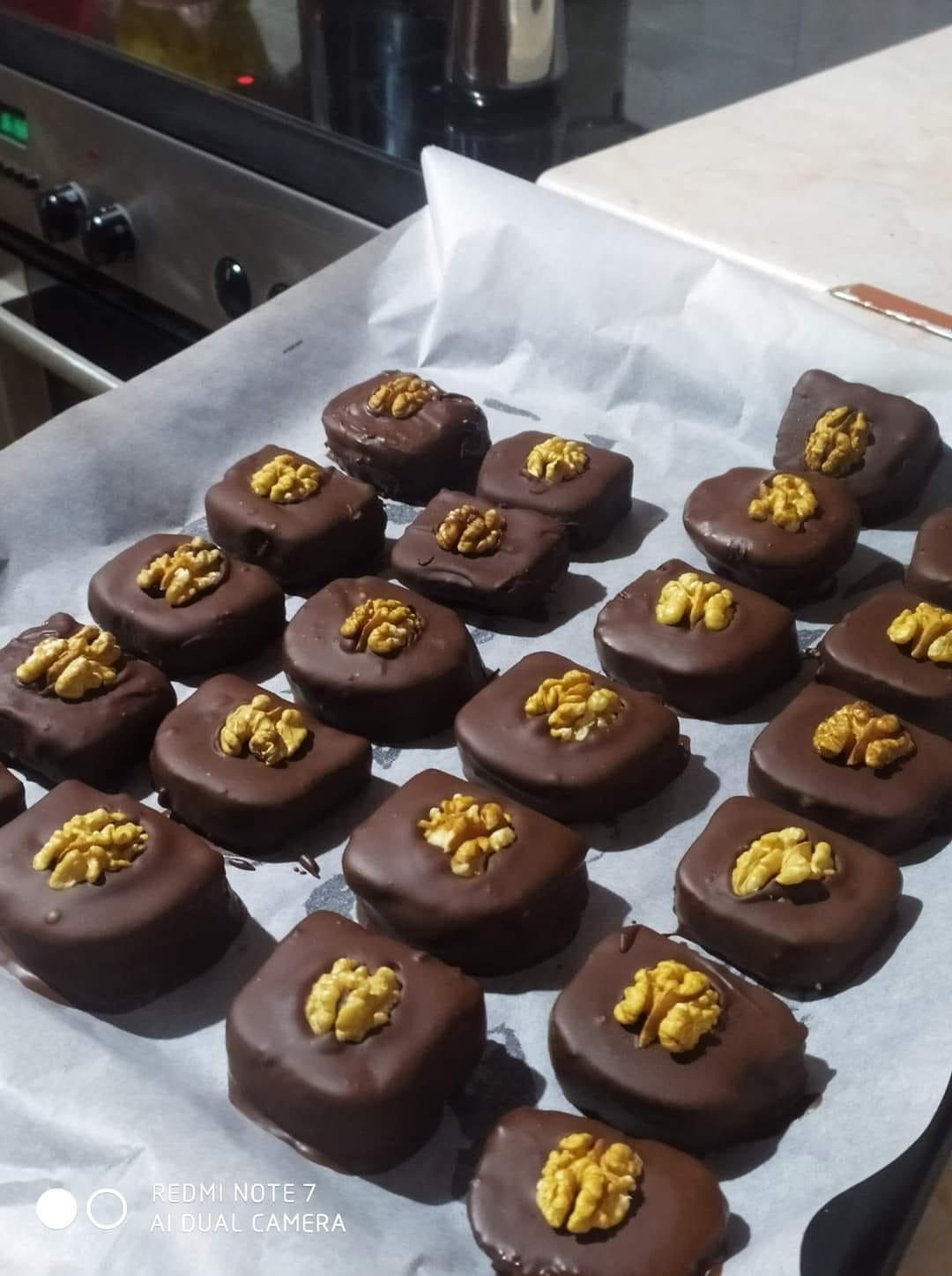 17 συνταγές με τα μελομακάρονα που περίσσεψαν