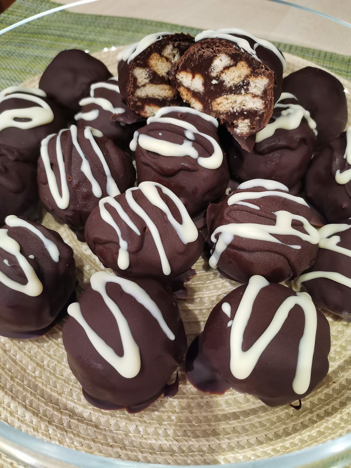 17 συνταγές με τα μελομακάρονα που περίσσεψαν