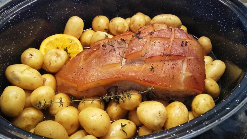 20 παραδοσιακά χριστουγεννιάτικα φαγητά με κρέας από όλη την Ελλάδα