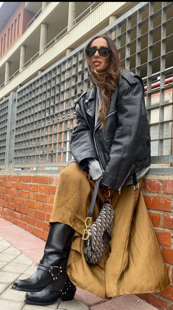 belted boots-με-μάξι-φούστα-