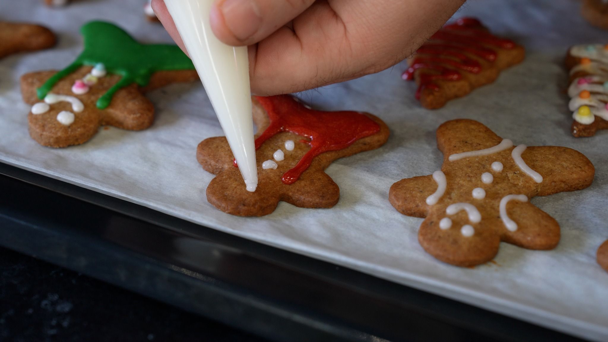 Christmas-Cookies-Gingerbread-με-γλάσο-συνταγή- Christmas-Cookies-Gingerbread-με-γλάσο-συνταγή-