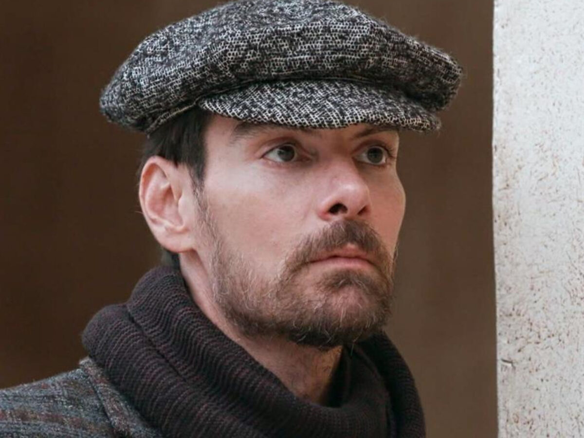 Grand Hotel: Τον κηνυγούν να τον σκοτώσουν κι εκείνος παλεύει με νύχια και με δόντια να σωθεί