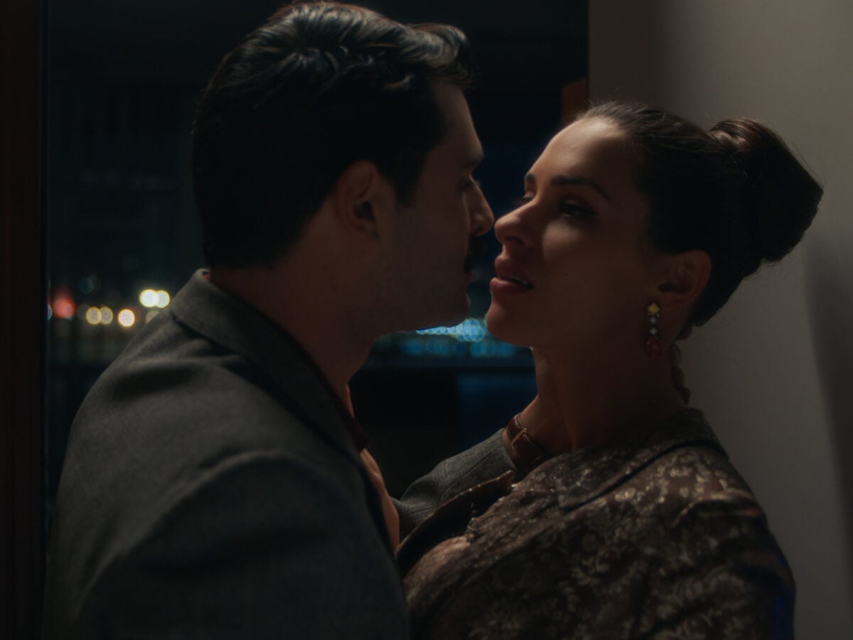 Porto Leone: Ο Γρηγόρης δέχεται την Άντζελα γι' αυτό που είναι και της κάνει πρόταση γάμου