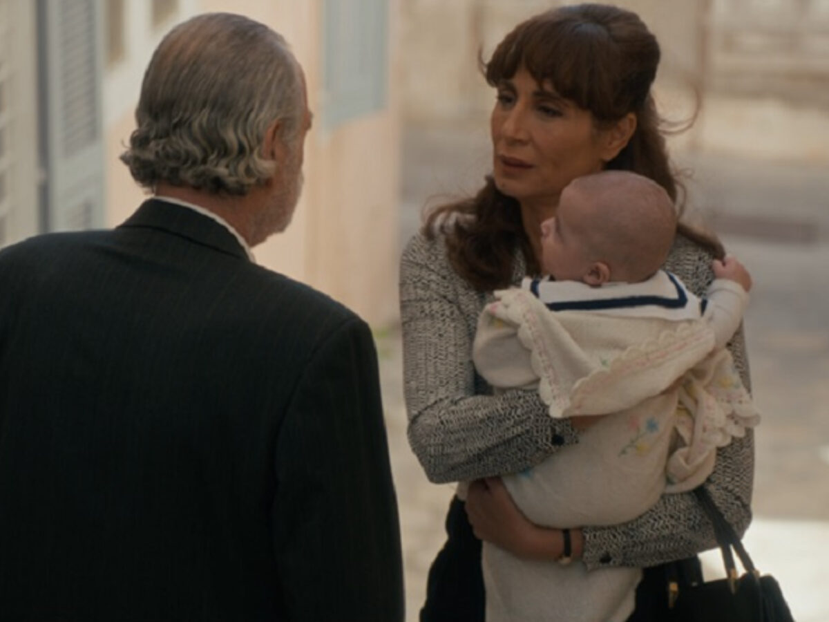 Porto Leone: Ο Στελλάρας εισβάλει στο σπίτι της Ξένιας και κλέβει το παιδί