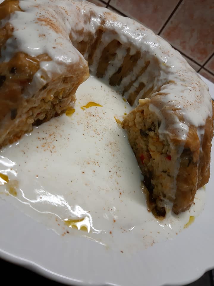 λαχανοντολμάς-σε-φόρμα-