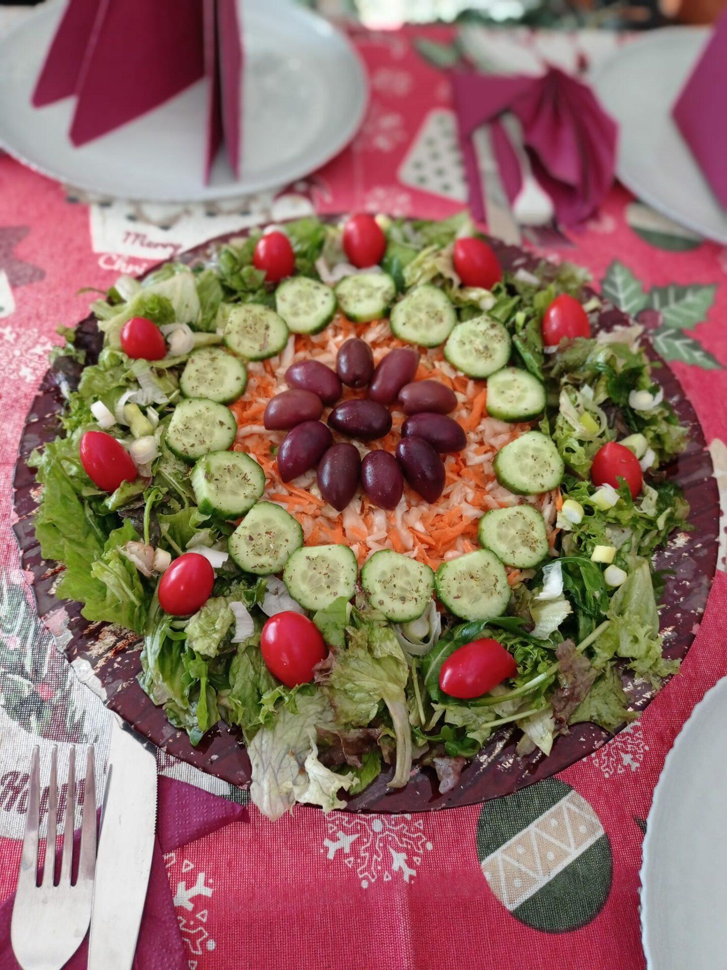 πολυσαλάτα-