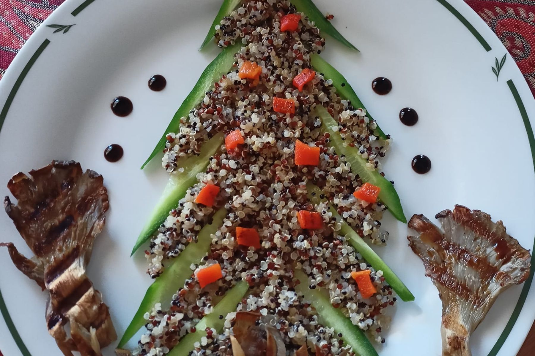 χριστουγεννιάτικη-σαλάτα-με-κινόα- χριστουγεννιάτικη-σαλάτα-με-κινόα-