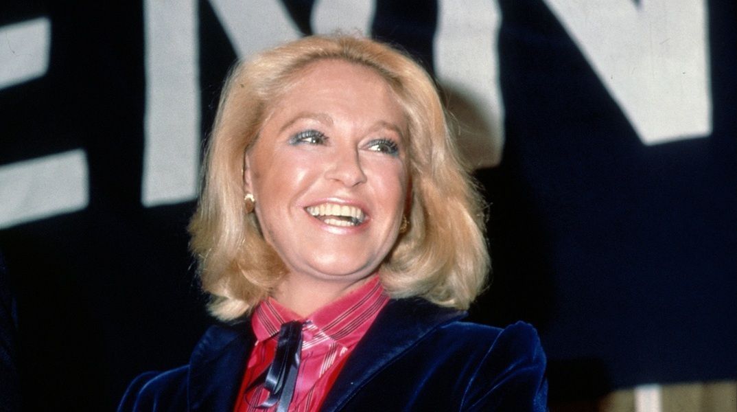 Τζόαν Μπένετ Κένεντι- Τζόαν Μπένετ Κένεντι-