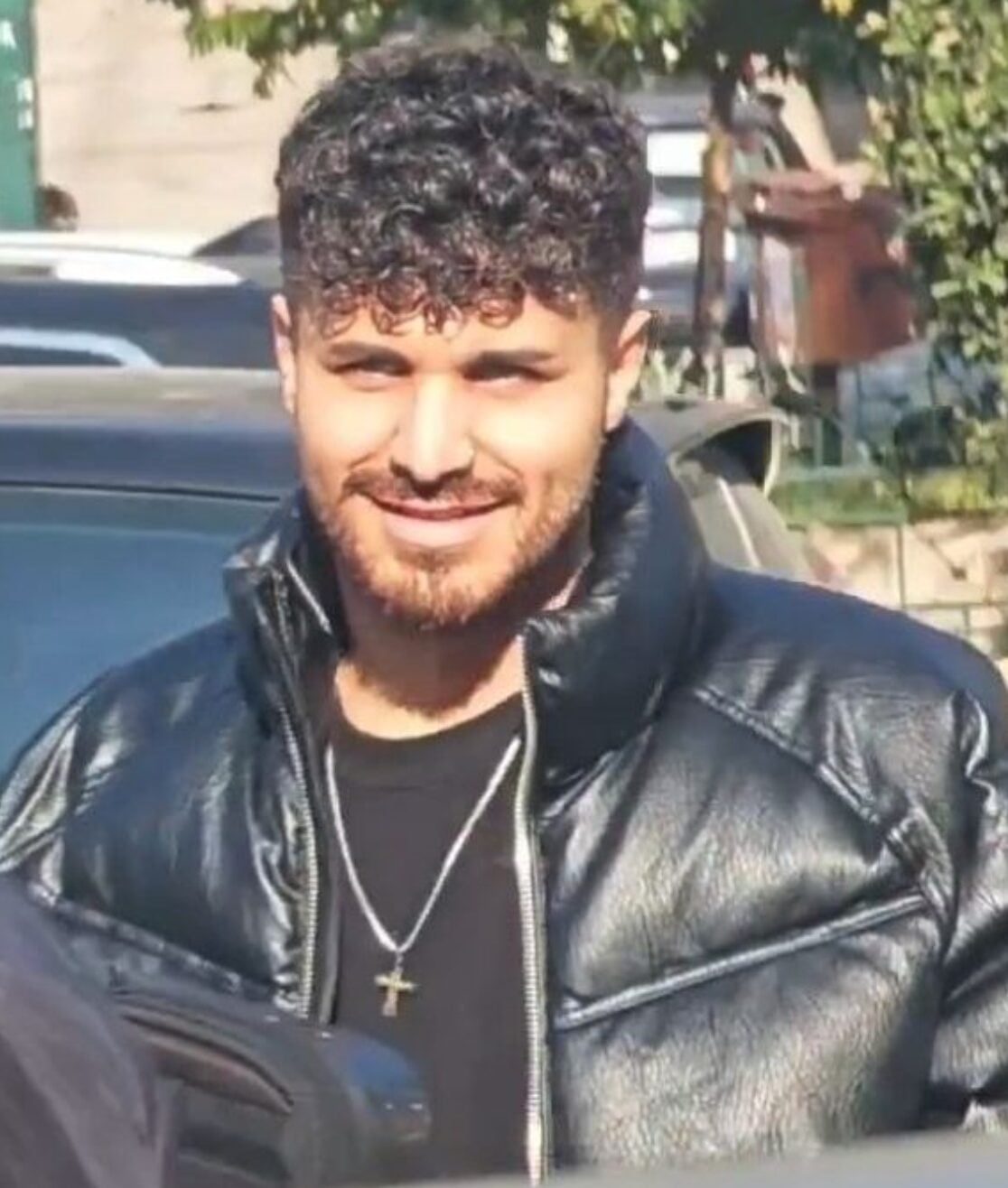 Αυτός είναι ο 21χρονος τραγουδιστής που κατηγορεί τον Μαζωνάκη για ασέλγεια (Φωτογραφία)