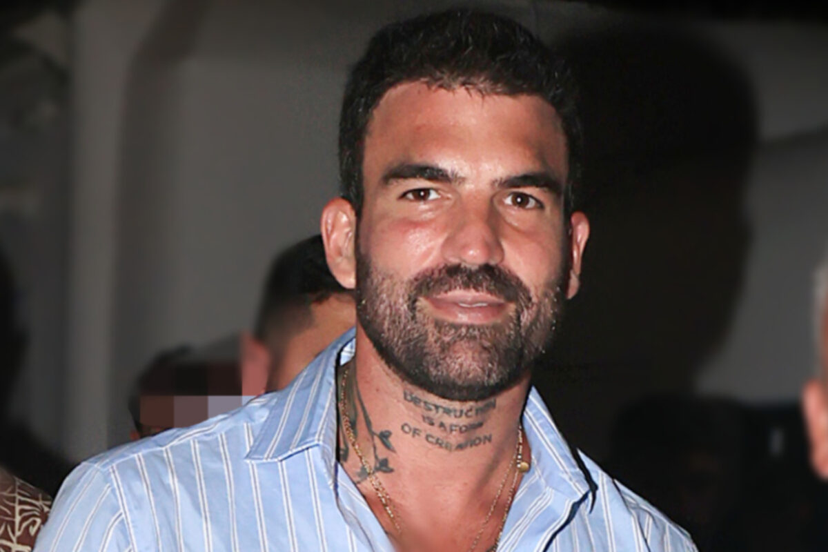 Η ανάρτηση του Δημήτρη Αλεξάνδρου όλο υπονοούμενα και οι φωτογραφίες του με τον Πάρη