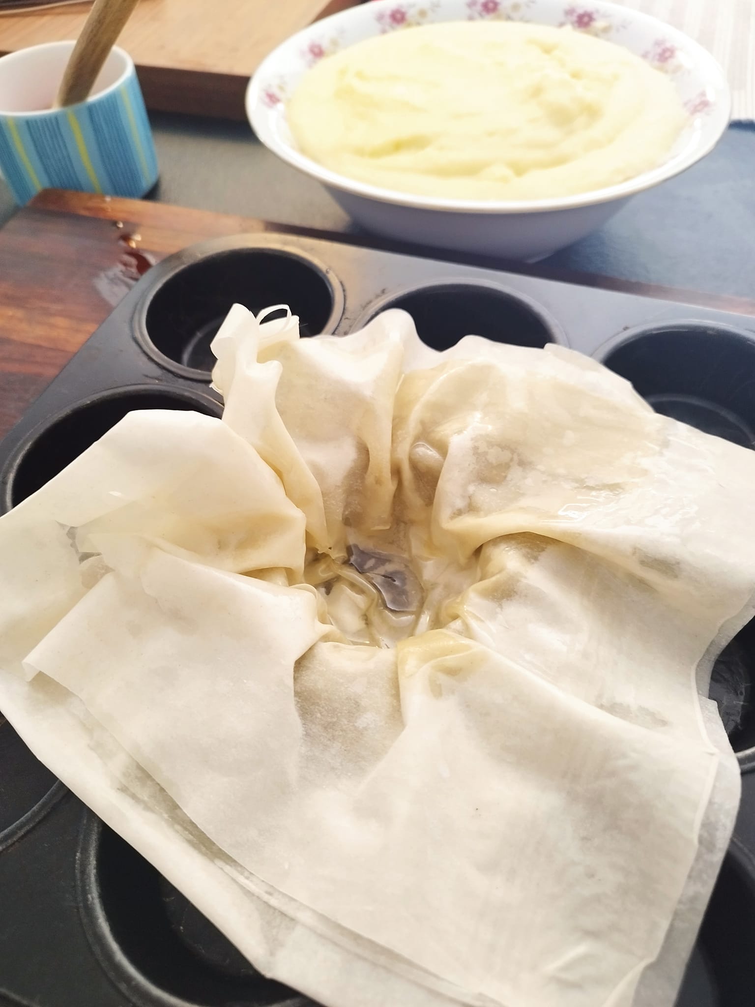 Χριστουγεννιάτικα πουγκάκια γαλακτομπούρεκου