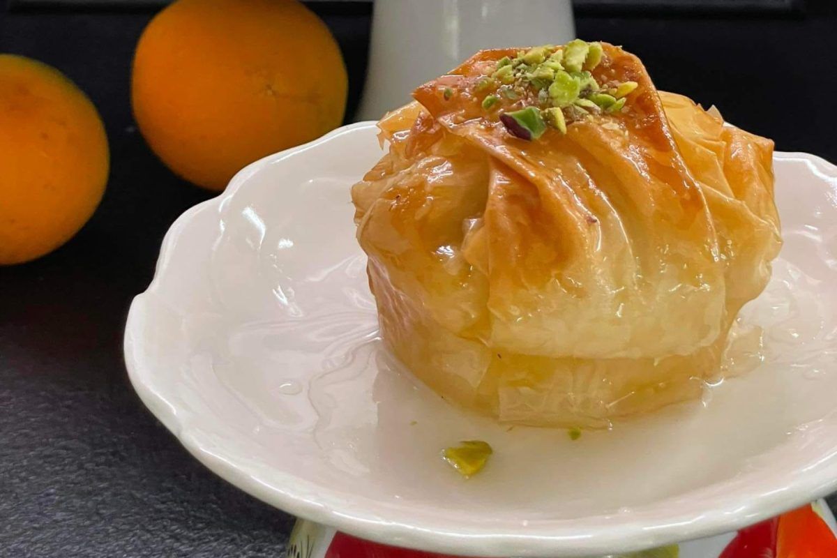 Χριστουγεννιάτικα πουγκάκια γαλακτομπούρεκου