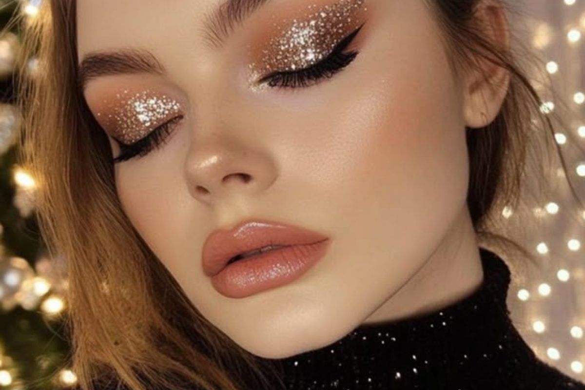χριστουγεννιάτικο-μακιγιάζ-με-eye liner-