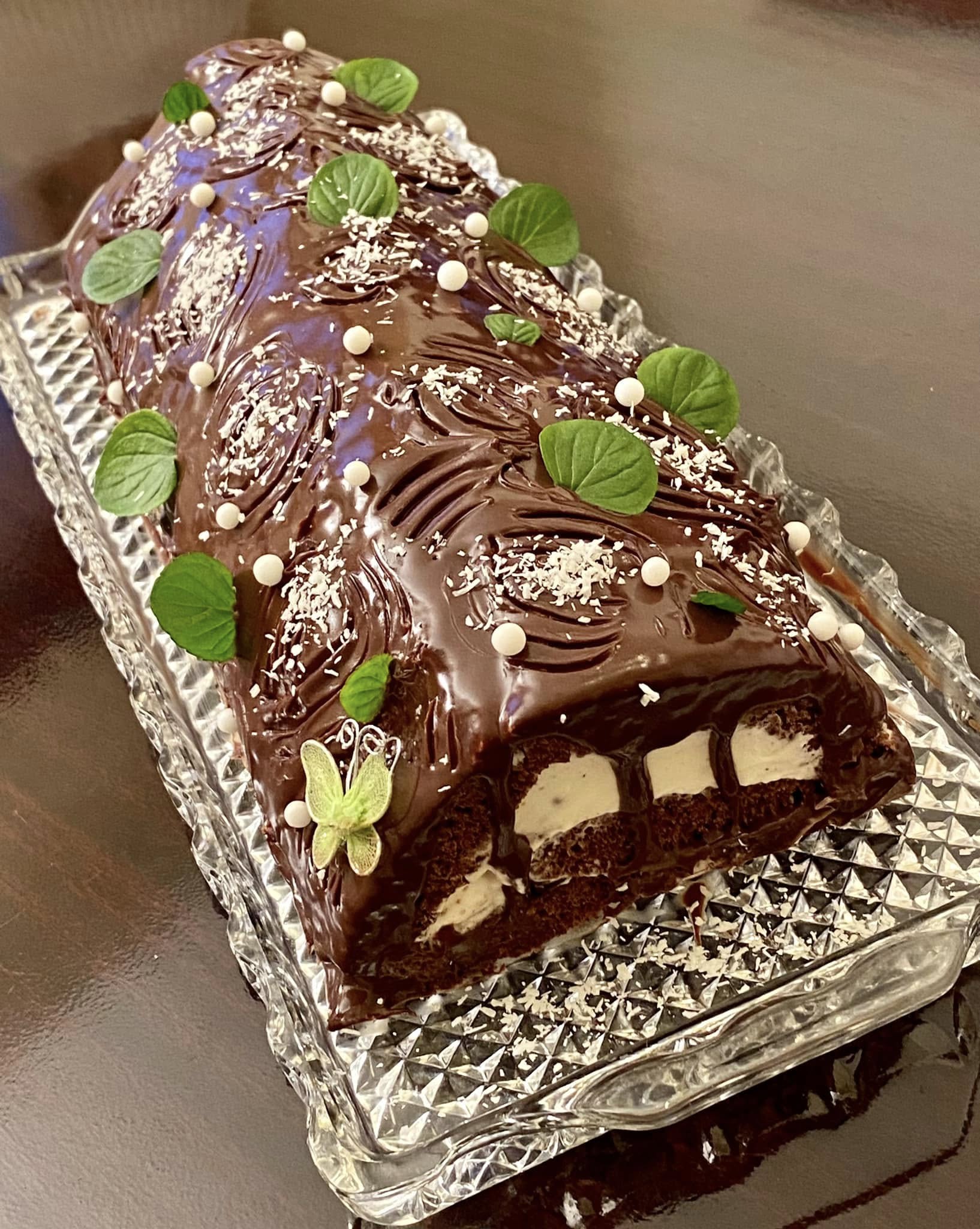 χριστουγεννιάτικος-κορμός-