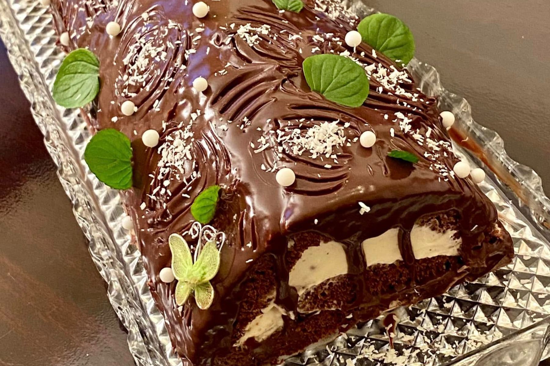 Χριστουγεννιάτικος κορμός με σοκολάτα και τυρί κρέμα