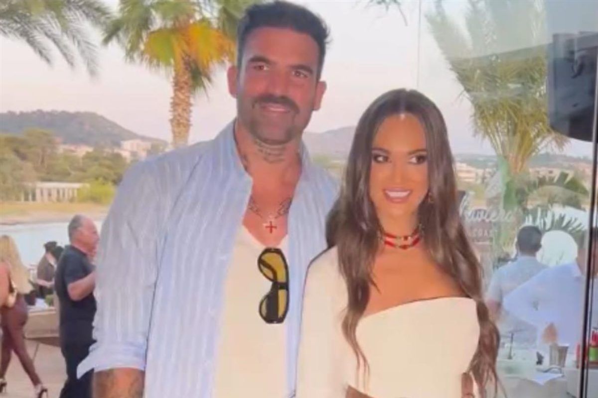 Ο Δημήτρης Αλεξάνδρου μιλά πρώτη φορά για την Ρία Ελληνίδου: «Είναι πολύ νωρίς ακόμη, τον άνθρωπο τον γνωρίζεις μέρα με την ημέρα»