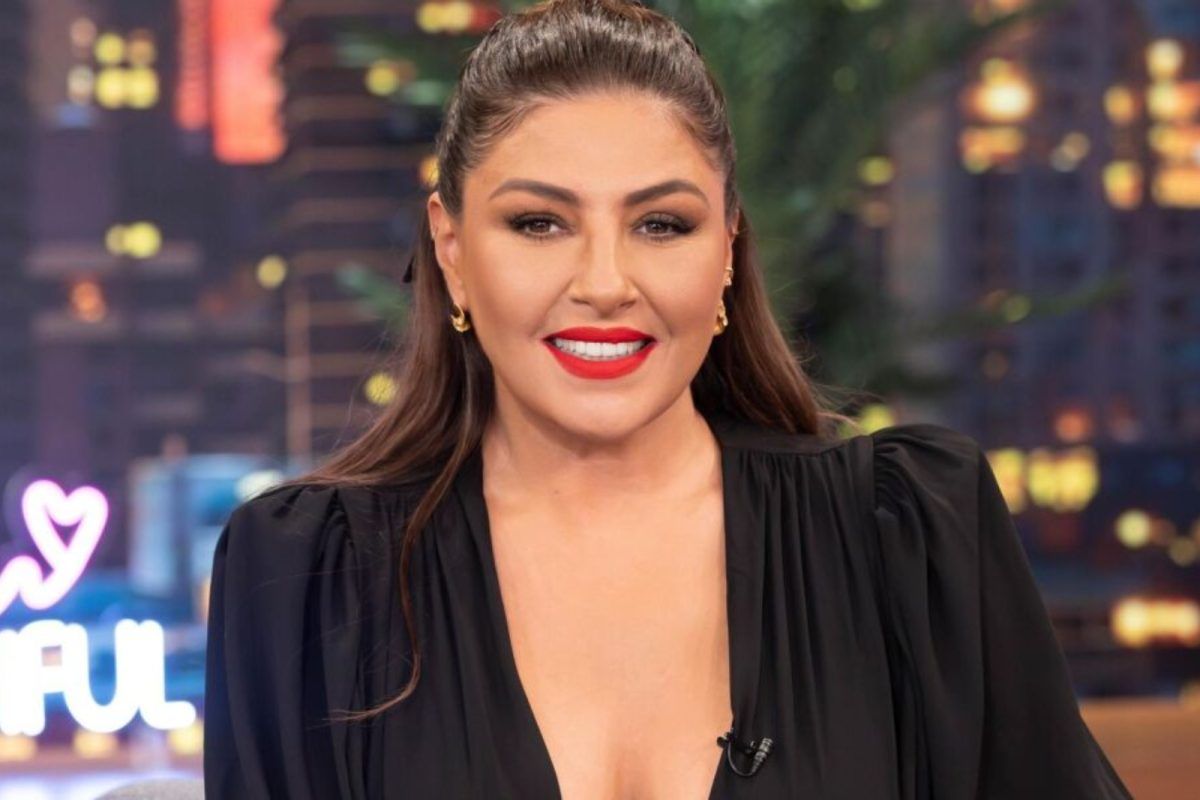 Εσπευσμένα στο νοσοκομείο η Έλενα Παπαρίζου