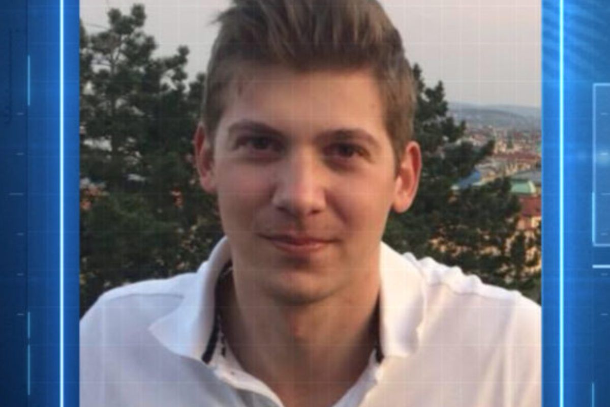 Φως στο Τούνελ: Λίγο πριν την εξαφάνισή του έμεινε με το αμάξι ο Αλέξης Τσικόπουλος - Τί του συνέβη;