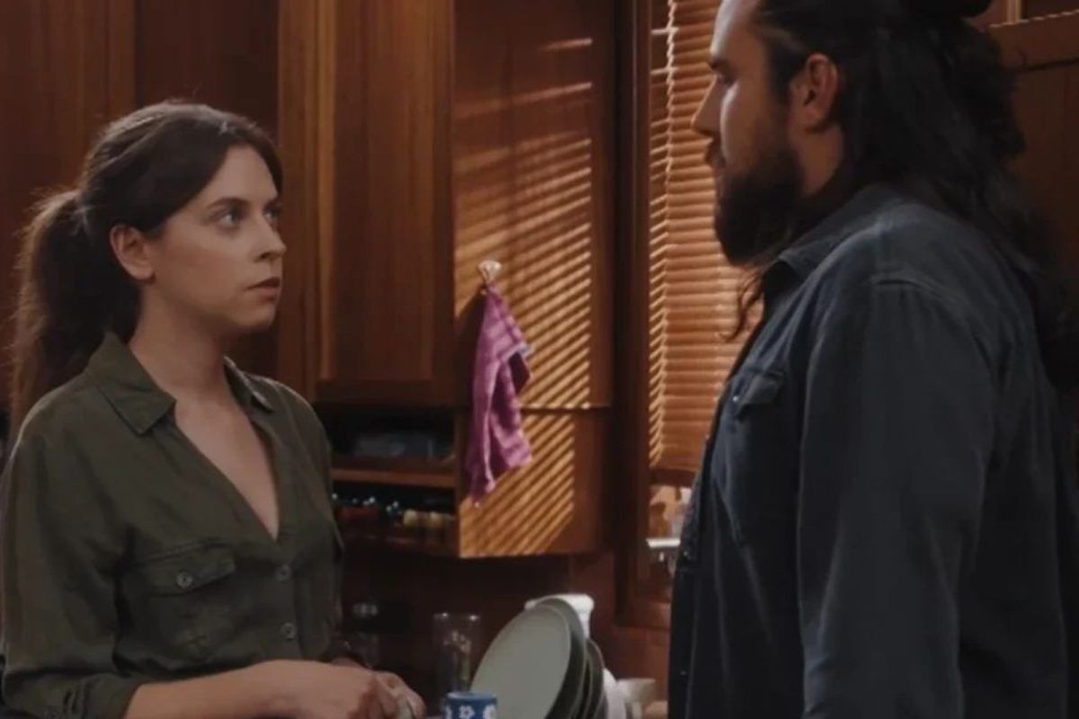 Η Γη της Ελιάς : To μυστικό της Δάφνης για το μωρό αποκαλύπτεται με ολέθριες συνέπειες