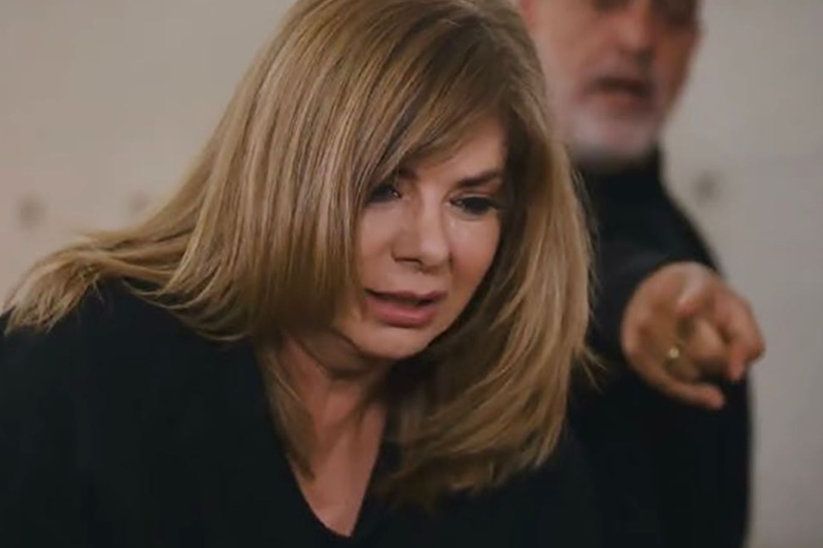 Η Γη της Ελιάς-Ασπασία Η Γη της Ελιάς-Ασπασία