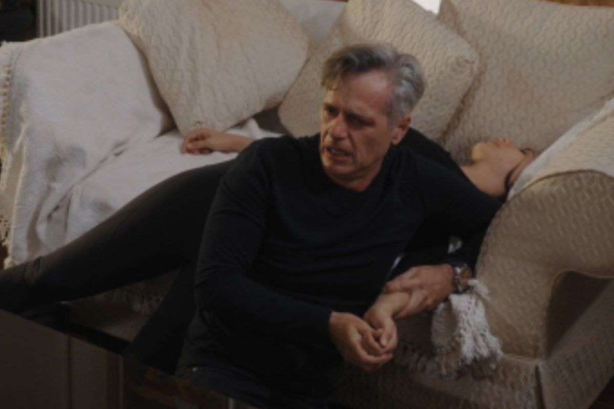 Η Γη της Ελιάς: Ο Αντώνης μαθαίνει για τον Στάθη και σχεδιάζει φονικό