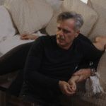 Η Γη της Ελιάς: Ο Αντώνης μαθαίνει για τον Στάθη και σχεδιάζει φονικό