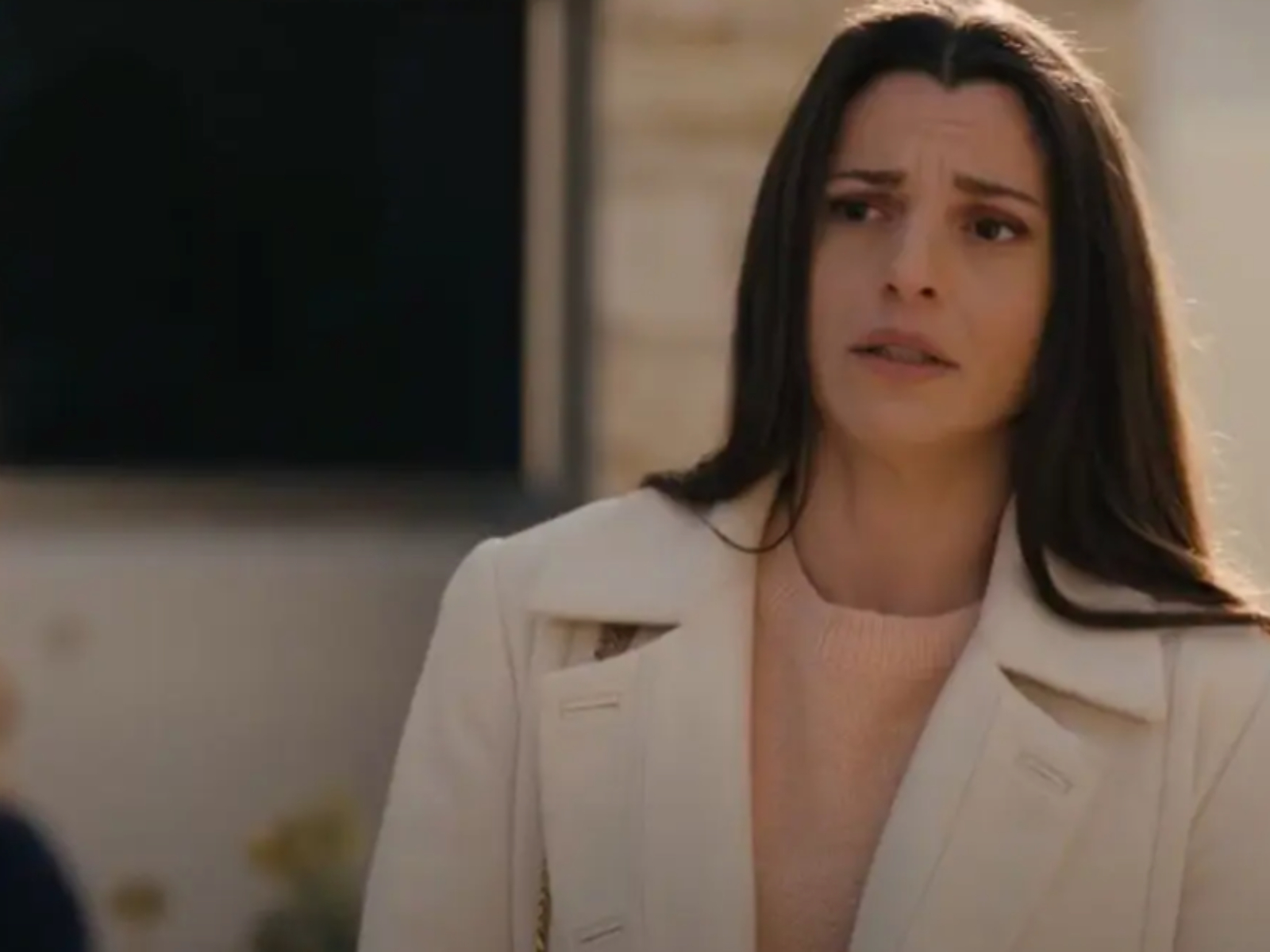 Η Γη της Ελιάς-Ισμήνη Η Γη της Ελιάς-Ισμήνη