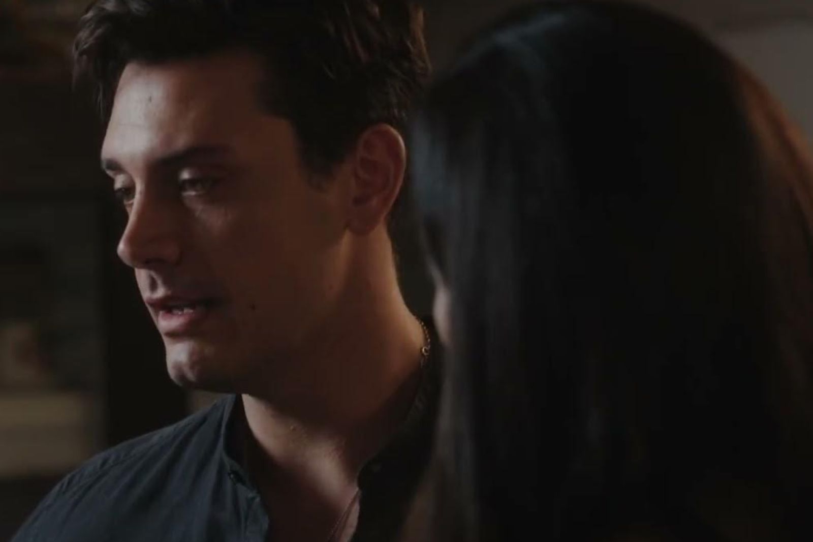 Η Γη της Ελιάς-Μανώλης Η Γη της Ελιάς-Μανώλης