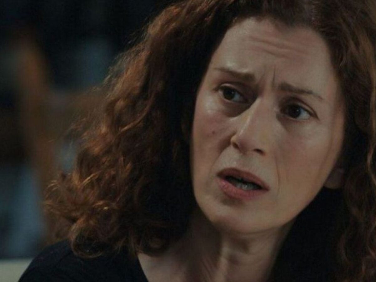 Η Γη της Ελιάς: Βγαίνουν τα άπλυτα της στην φόρα και γίνεται βούκινο σε όλη την Μάνη