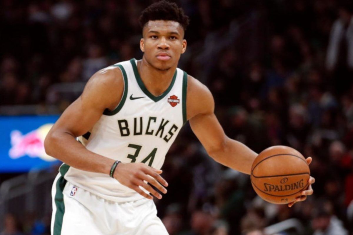 Γιατί ο Γιάννης Αντετοκούνμπο έσβησε όλες τις φωτογραφίες με τους Μπακς από το Instagram;