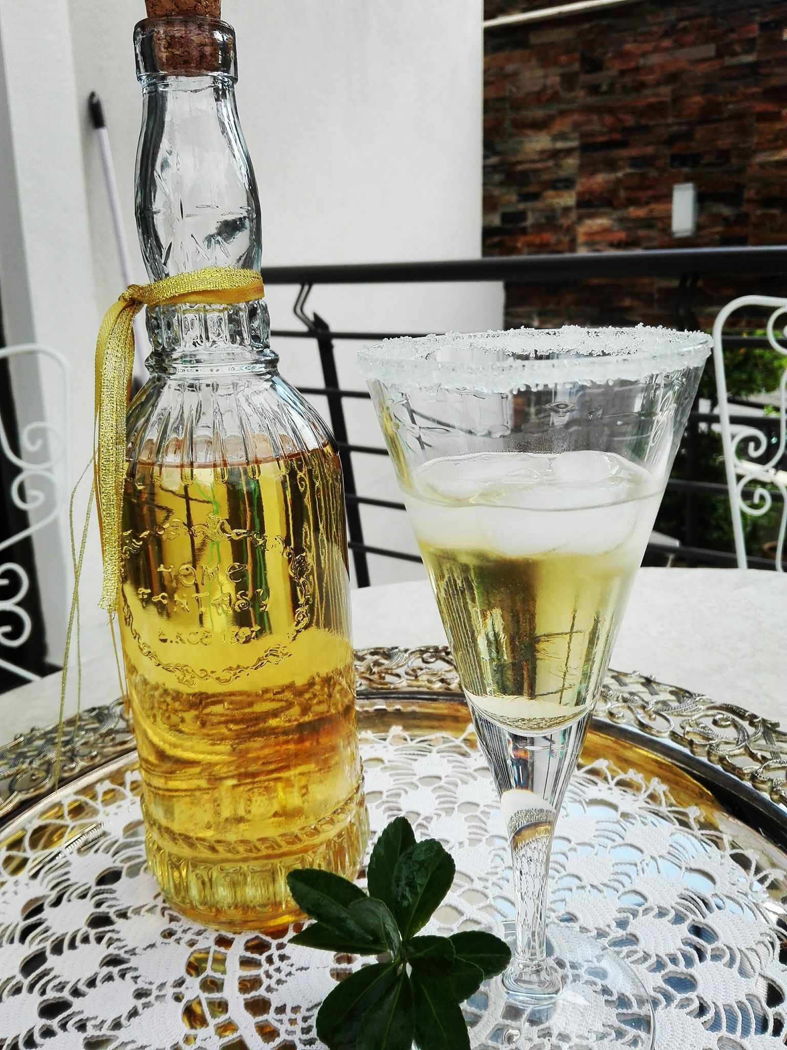 Γιορτινό λικέρ Αρμπαρόριζα