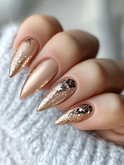 Ιδέες για Glitter nails για τα Χριστούγεννα