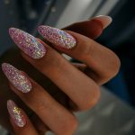 Ιδέες για Glitter nails για τα  Χριστούγεννα