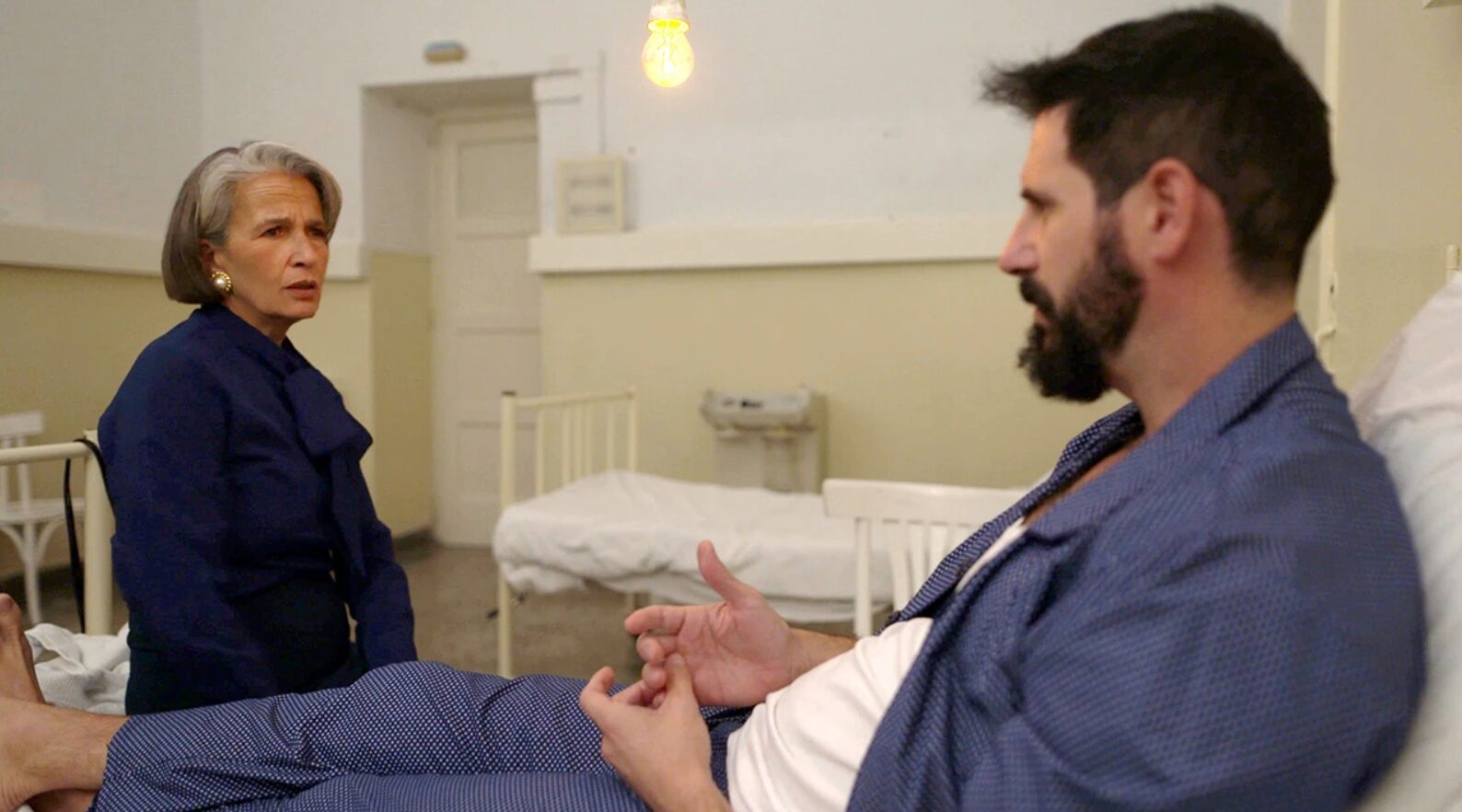 Ηλέκτρα επόμενα επεισόδια Γ’ κύκλος: 61, 62, 63, 64, 65, 66