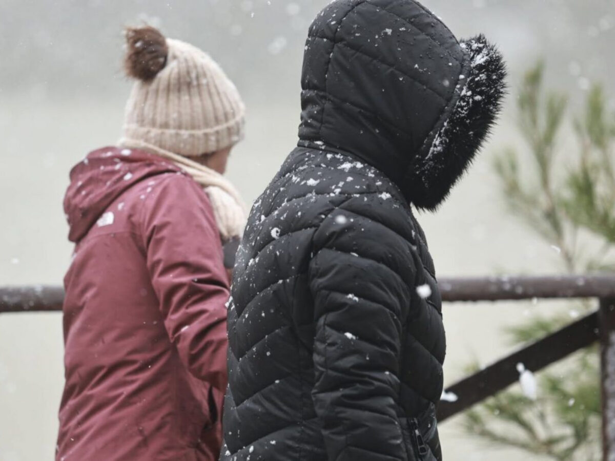 Καιρός Πρωτοχρονιά: Παγωνιά και βροχές σε όλη την χώρα - Σε ποιες περιοχές θα σημειωθούν χιονοπτώσεις;