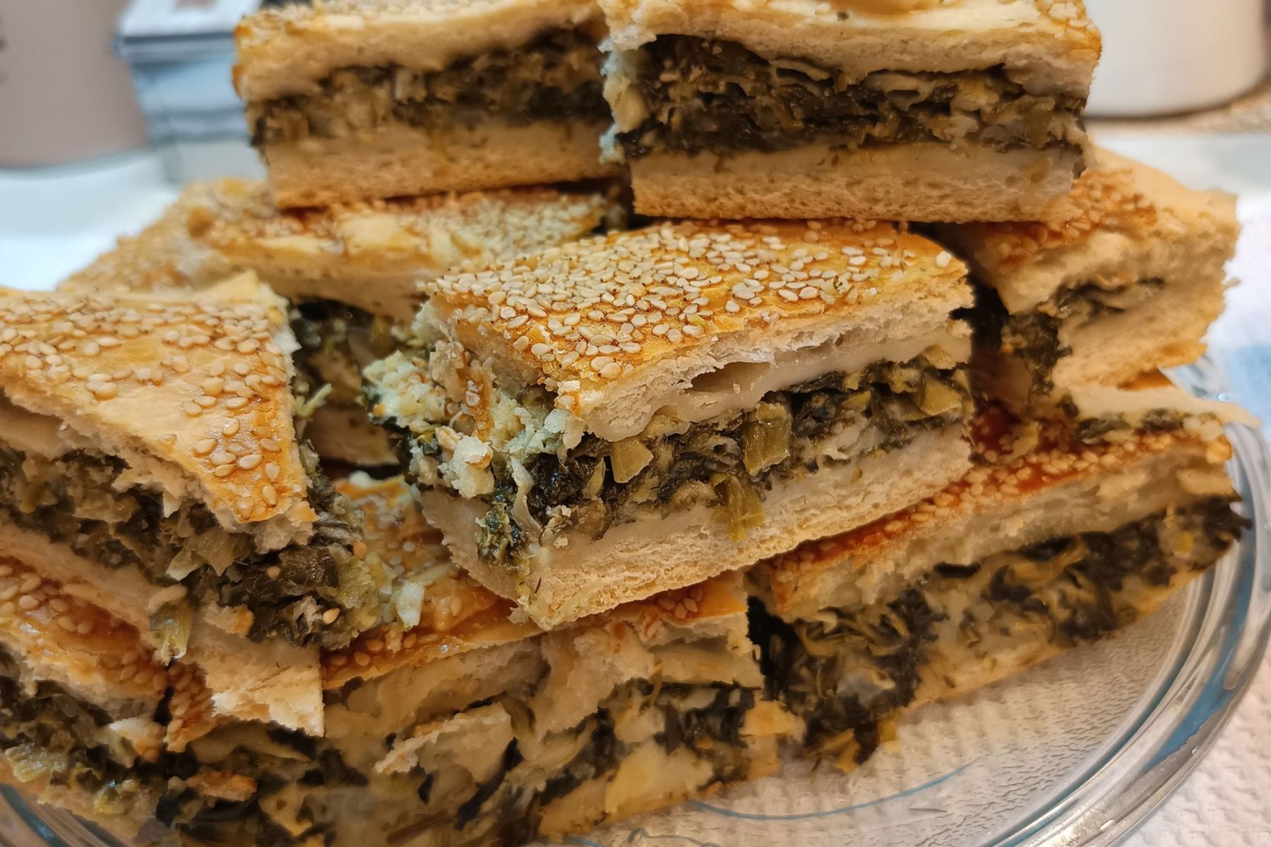 Κρητική χορτόπιτα με όλα τα μυστικά